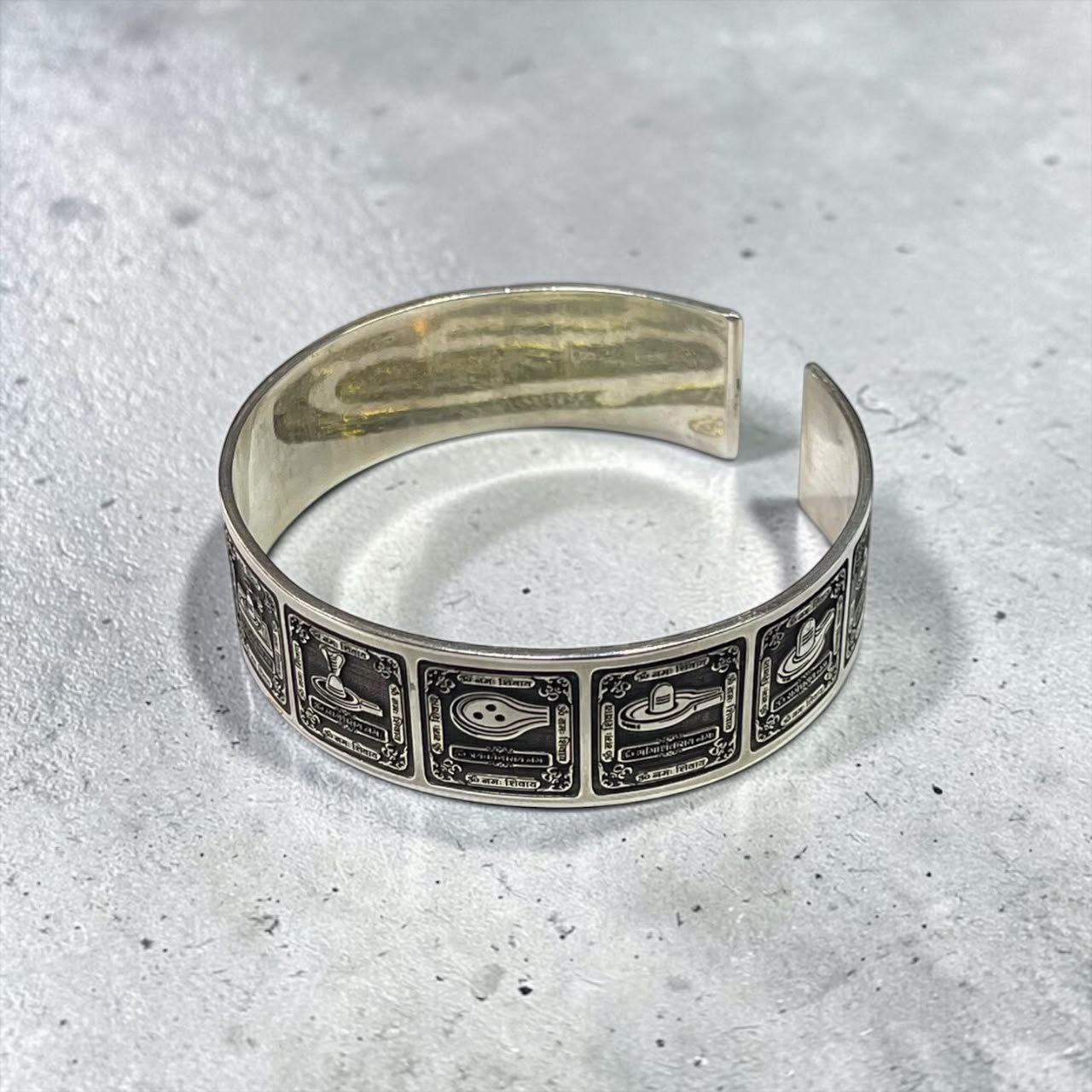Sacred 12 Jyotirlinga engravings on sterling silver kada