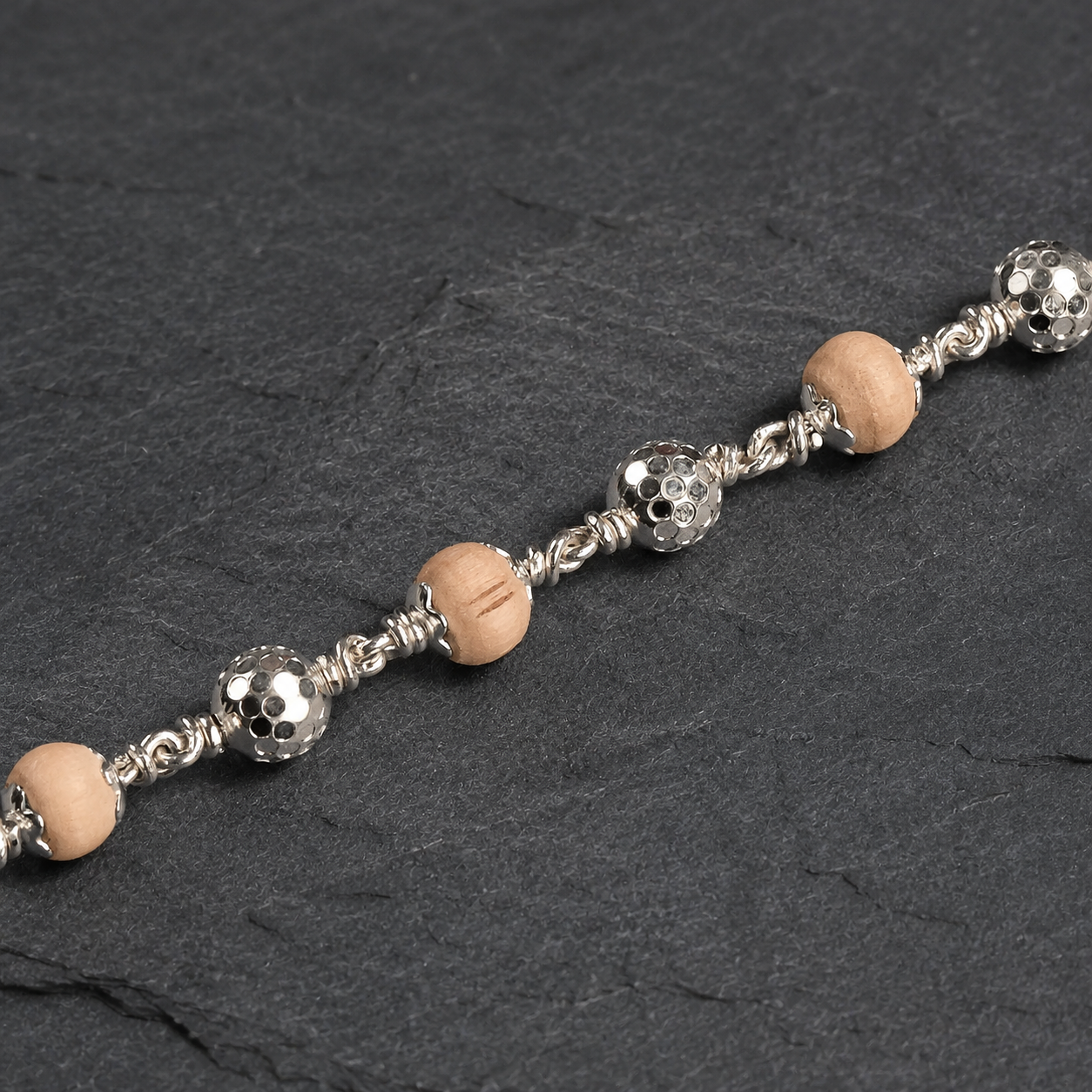 Tulsi Bracelet with 925 Silver CNC Link Beads